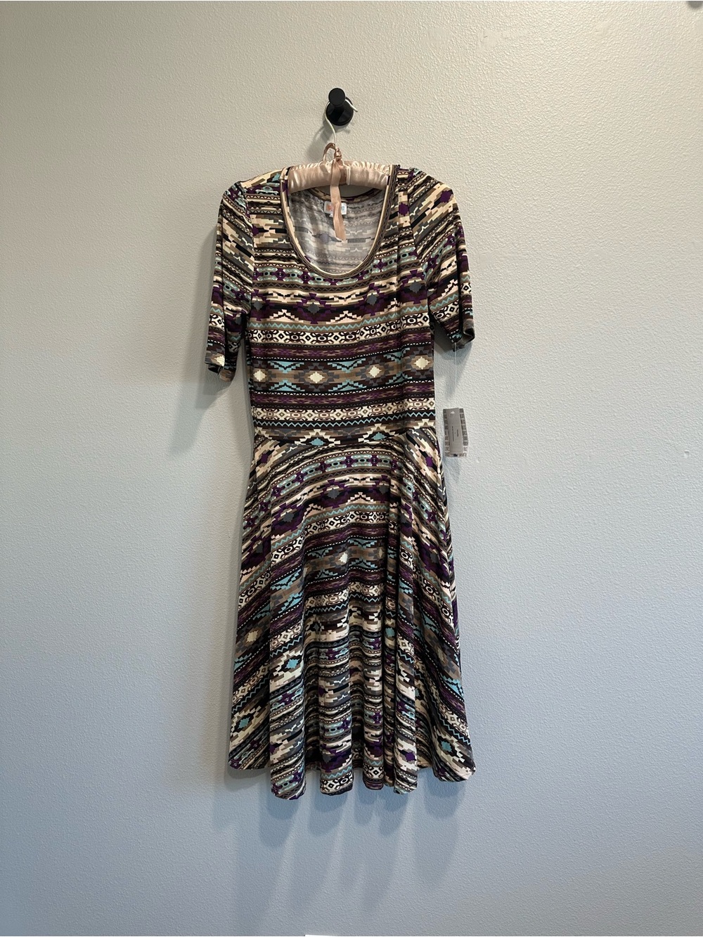 NWT LuLaRoe Nicole size large Aztec print dress with pockets,boho,festival